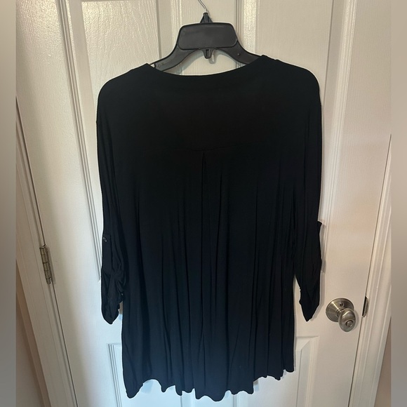 Black Zipper Blouse - Picture 3 of 4